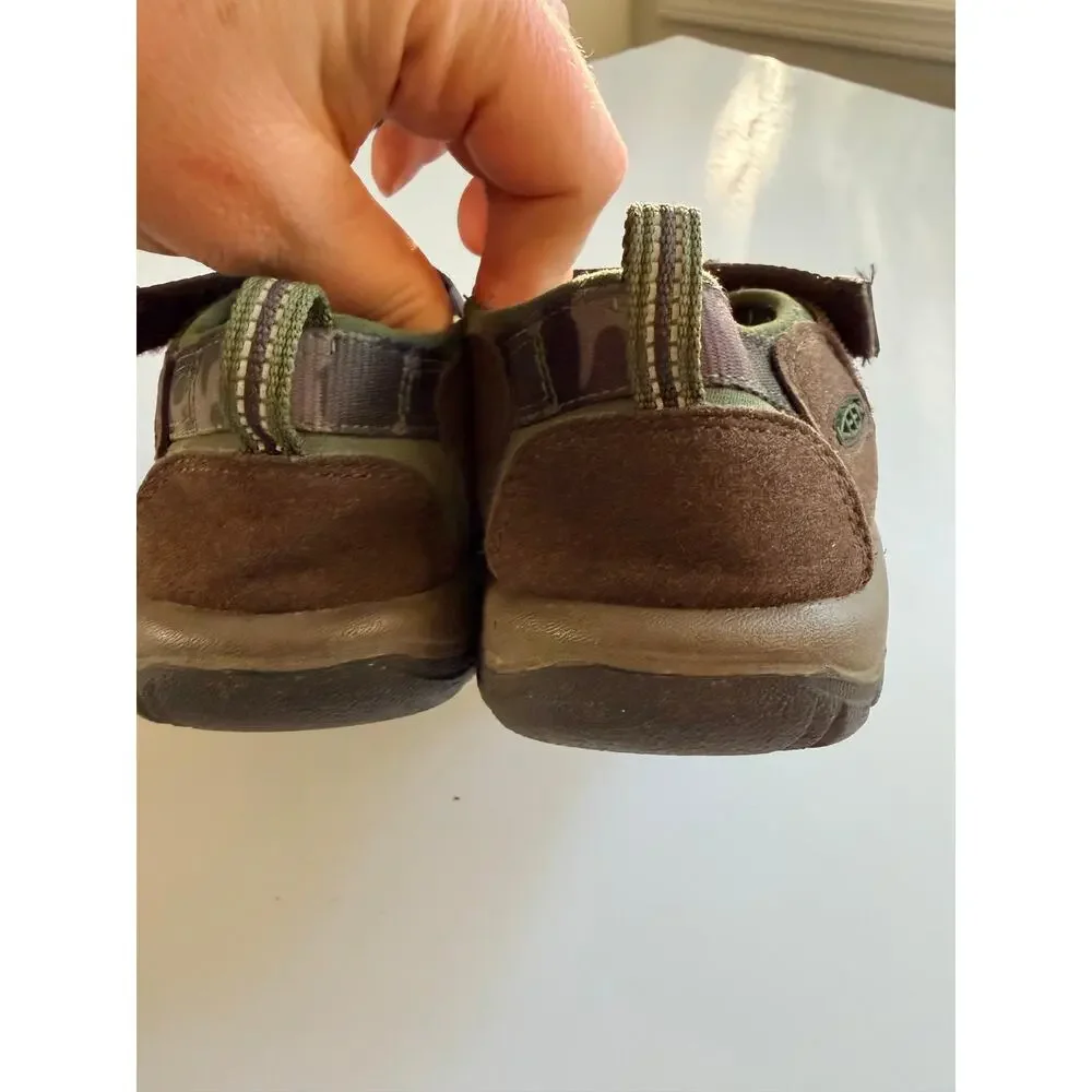 Adventure-Ready KEEN Newport H2 Sandals - Boys Size 2